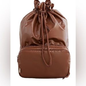 BEIS Expandable Puff Pouch Maple